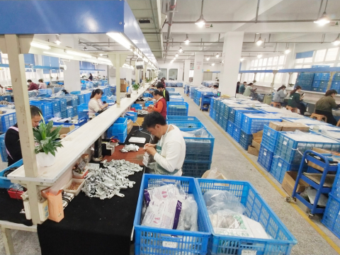 Replace with Middle Time production line photo